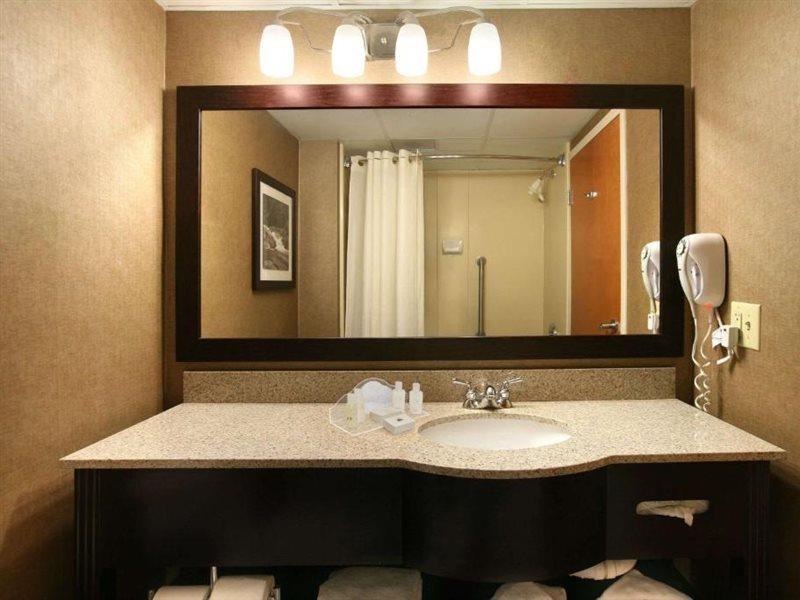 Wingate By Wyndham Garner/Raleigh South Hotel Bagian luar foto