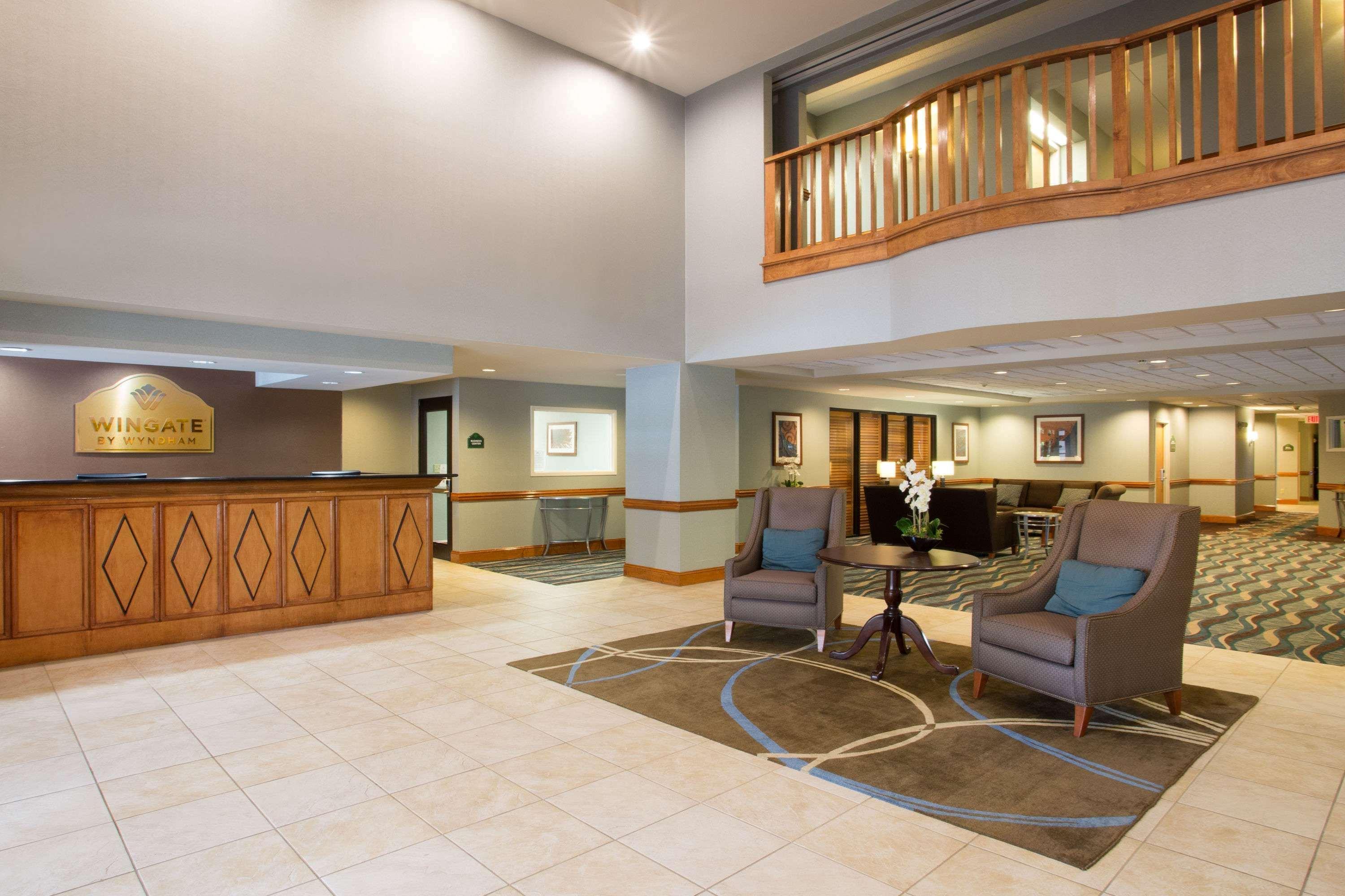 Wingate By Wyndham Garner/Raleigh South Hotel Bagian luar foto