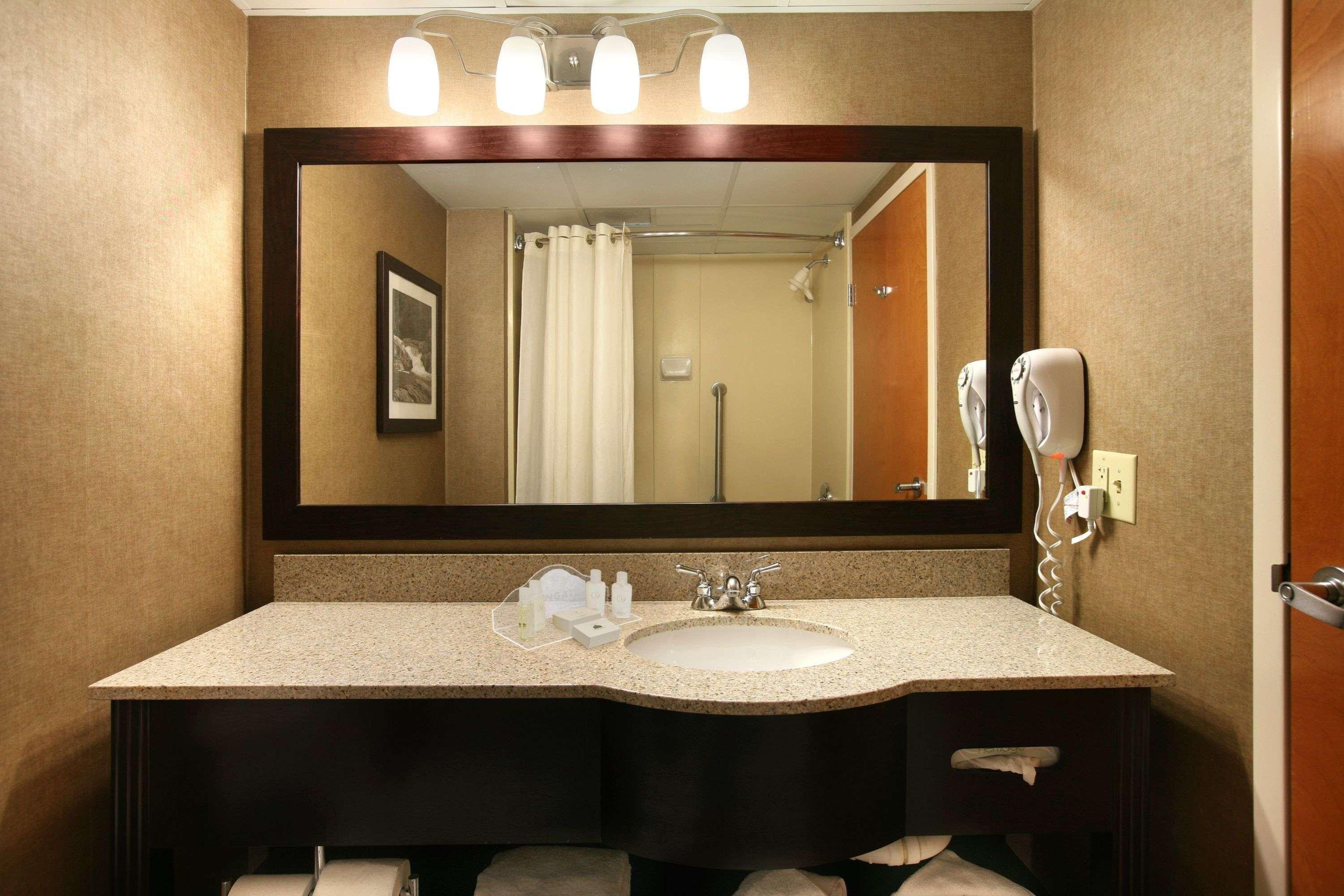 Wingate By Wyndham Garner/Raleigh South Hotel Bagian luar foto