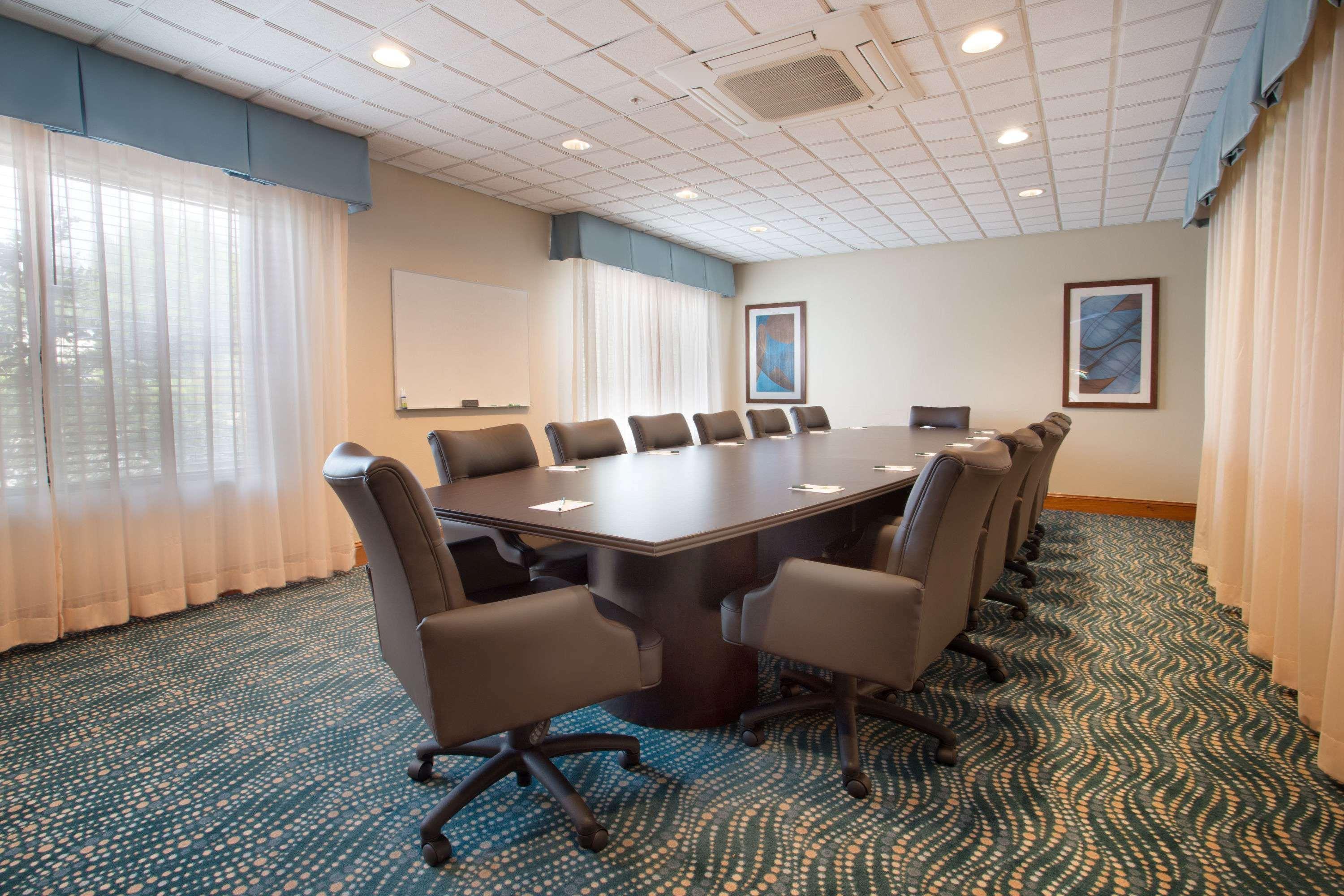 Wingate By Wyndham Garner/Raleigh South Hotel Bagian luar foto